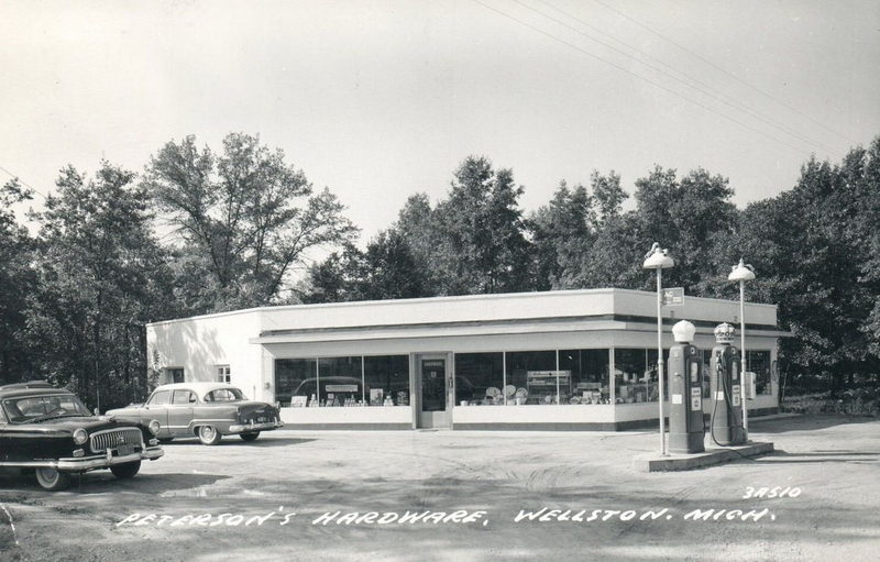 Wellston Hardware (Petersons Hardware) - Vintage Postcard (newer photo)